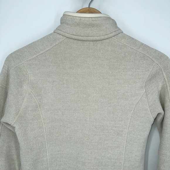 Patagonia Better Sweater 1/4-Zip Fleece Pullover Jacket in Cream - Picture 6 of 9